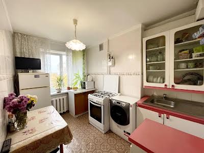 квартира за адресою Янтарна вул., 79