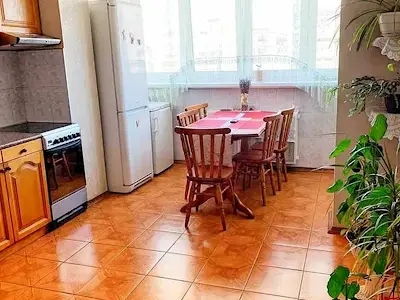 квартира за адресою Вишняківська вул., 5