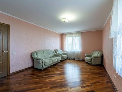 квартира за адресою Дарницький бульв., 10-А