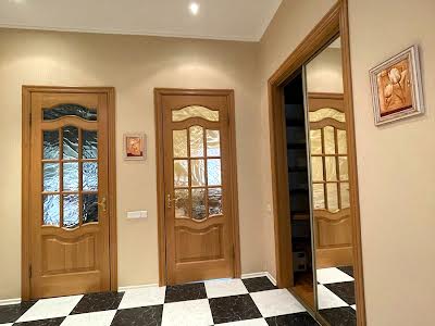 квартира за адресою Обсерваторна вул., 10