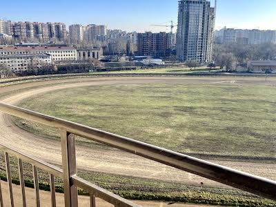 квартира по адресу Краснова ул., 3