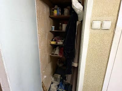 квартира за адресою Мостицька вул., 8