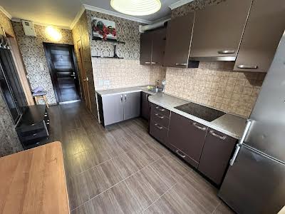 квартира за адресою Набережна Перемоги вул., 130