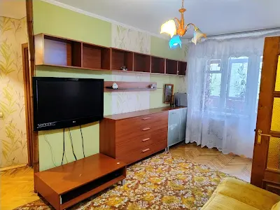 квартира за адресою Дорогожицька вул., 15-А