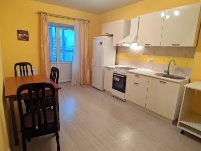 квартира за адресою Патріарха Мстислава Скрипника вул., 48-А
