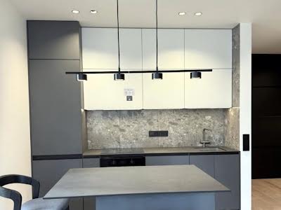 квартира за адресою Салютна вул., 2к6