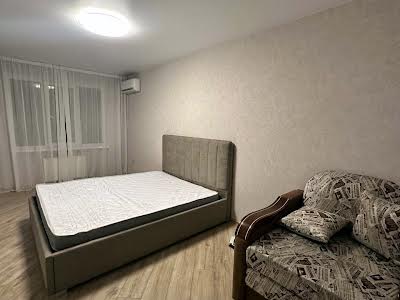 квартира по адресу Василия Симоненко ул., 105