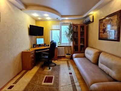 квартира за адресою Набережна Перемоги вул., 108