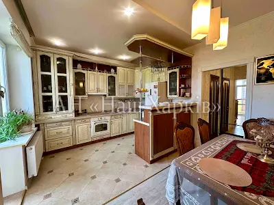 квартира за адресою Барабашова вул., 32