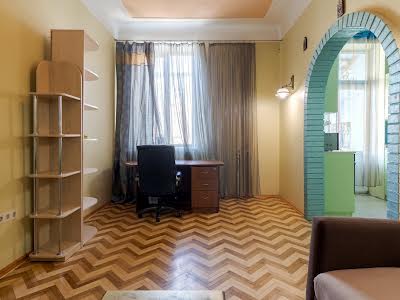 квартира за адресою Івана Левинського вул., 14