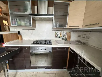квартира за адресою Набережно-Хрещатицька вул., 35а