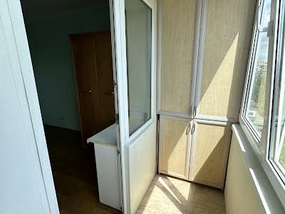 квартира за адресою Івана Миколайчука вул. (Серафимовича), 17/2