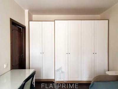 квартира за адресою Регенераторна вул., 4 к1