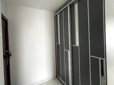 квартира по адресу Шкільний пер., 4
