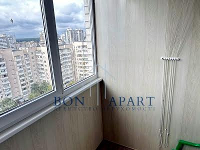 квартира за адресою Прилужна вул., 4/15
