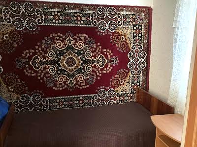 будинок за адресою Першотравнева