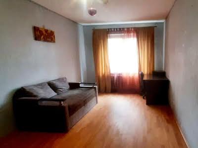 квартира за адресою Урлівська вул., 30