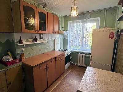 квартира за адресою Капітана Кузнєцова вул., 114