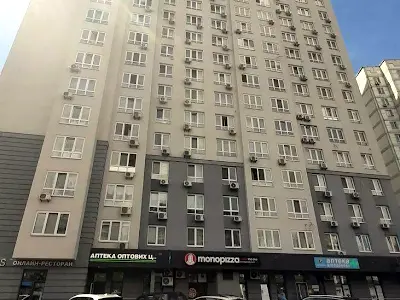 квартира за адресою Драгоманова вул., 10