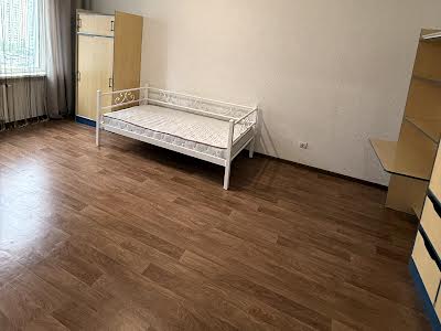 квартира по адресу Бориса Гмыри ул., 12-Б