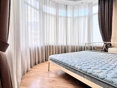 квартира за адресою Дмитрівська вул., 69