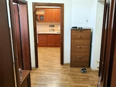 квартира за адресою Микільсько-Слобідська вул., 2-Б