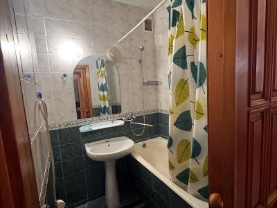 квартира по адресу Генерала Петрова ул., 20