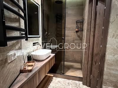 квартира за адресою Новопольова вул., 2