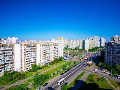 квартира за адресою Драгоманова вул., 17