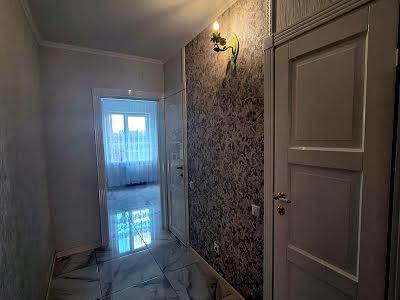 квартира за адресою Здолбунівська вул., 13