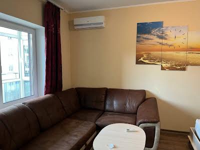 квартира за адресою Степана Рудницького вул. (Академіка Вільямса), 28