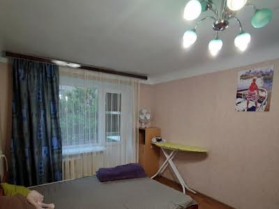 квартира за адресою Електриків вул., 28-Б