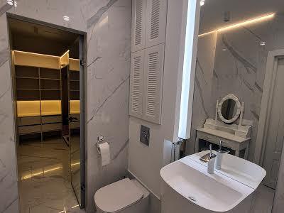 будинок за адресою Щаслива вул., 105 ж