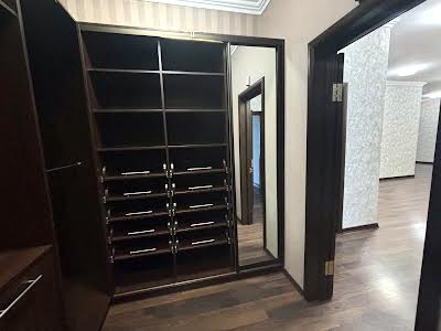 квартира за адресою Андрія Верхогляда вул. (Михайла Драгомирова), 14