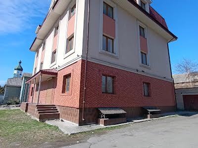 комерційна за адресою вул. Пересопницька, 170