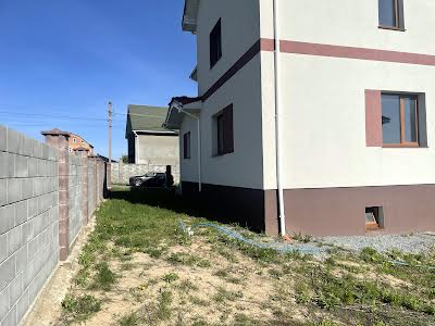 будинок за адресою с. Колоденка, Вишнева