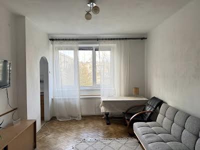 квартира по адресу Зерова ул., 15