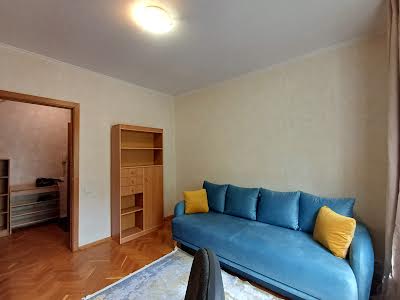 квартира за адресою Ревуцького вул., 7А