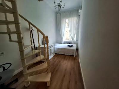 квартира по адресу Михайловская ул., 24б