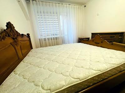 квартира за адресою Вербицького вул., 5