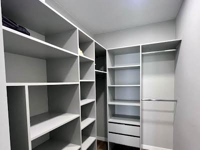квартира за адресою Залізнична вул., 7