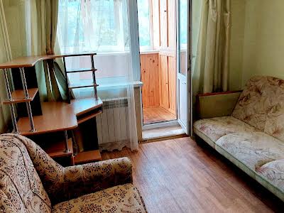 квартира за адресою Севастопольська вул., 19