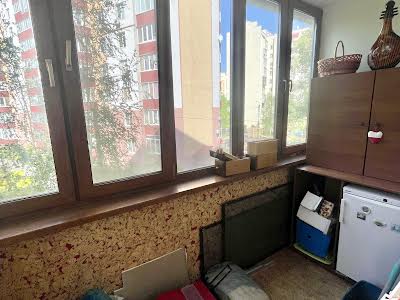 квартира за адресою Соснова вул., 5
