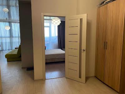 квартира по адресу Драгоманова ул., 2-Б