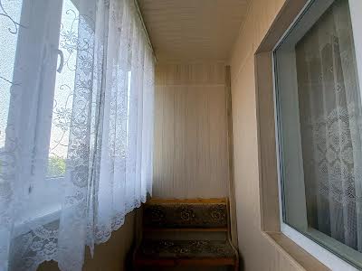 квартира за адресою Автозаводська вул., 81