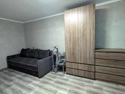 квартира за адресою Райдужна вул., 3-Б