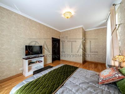 будинок за адресою Світанкова вул., 38