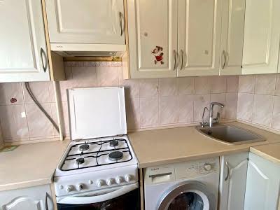 квартира за адресою Кирила Осьмака вул., 7