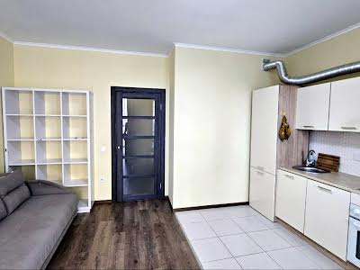 квартира за адресою Сім'ї Кульженків вул. (Петра Дегтяренка), 37