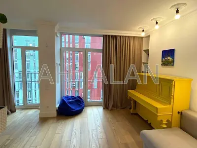 квартира за адресою Регенераторна вул., 4 к14
